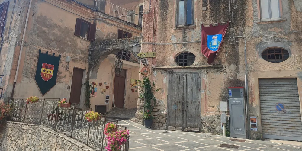 Da Via Cavour al Castello